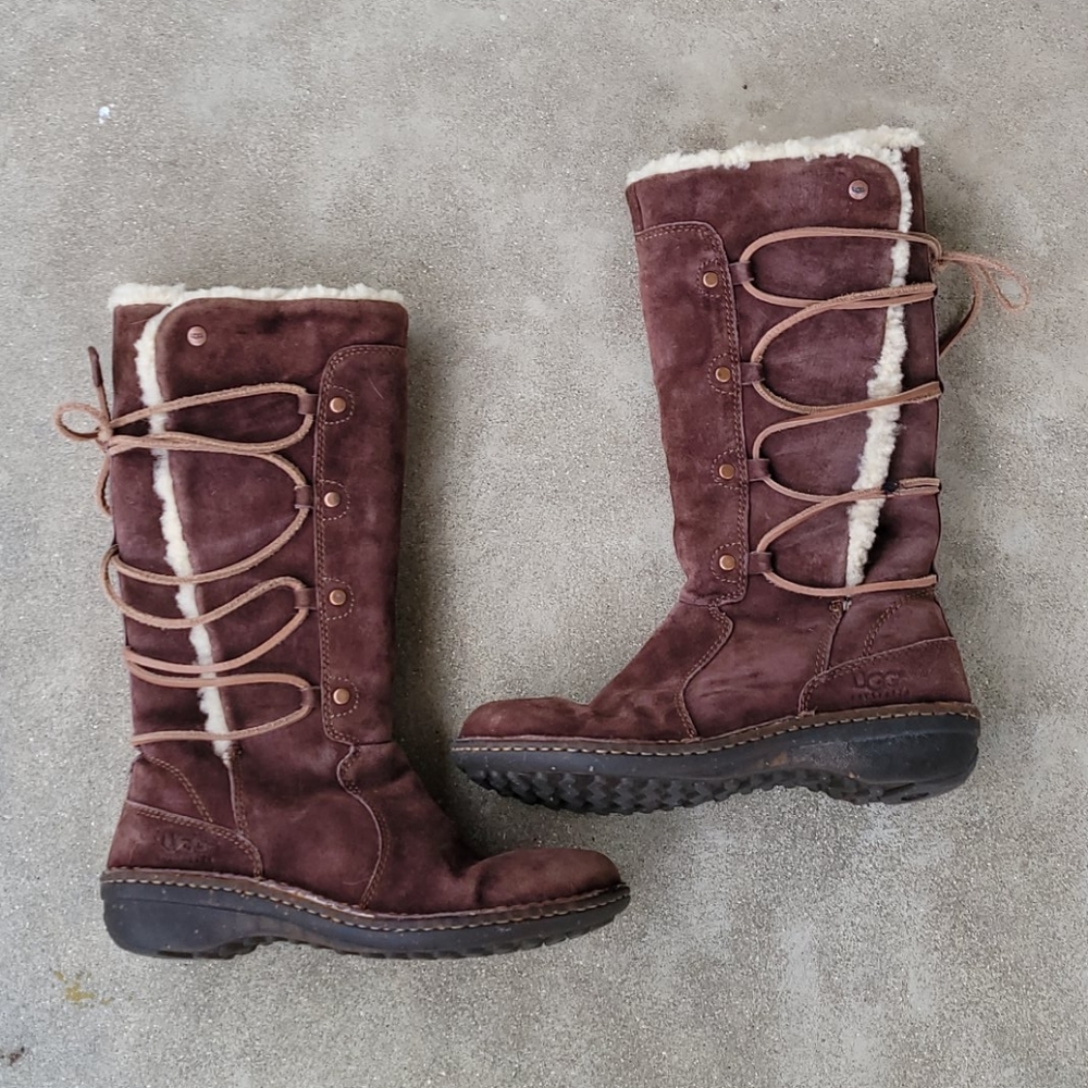 UGG Brown Suede Shearling Size 8 Boots
